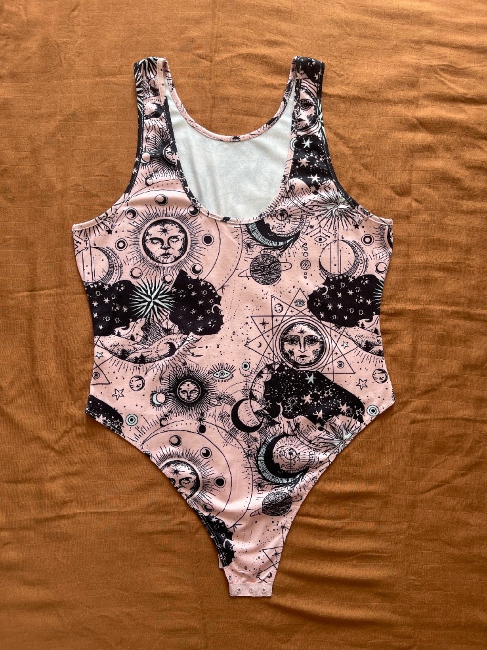 Witchy Celestial Print Bodysuit XL Pink Moon Stars Stretch Snap Bottom Goth